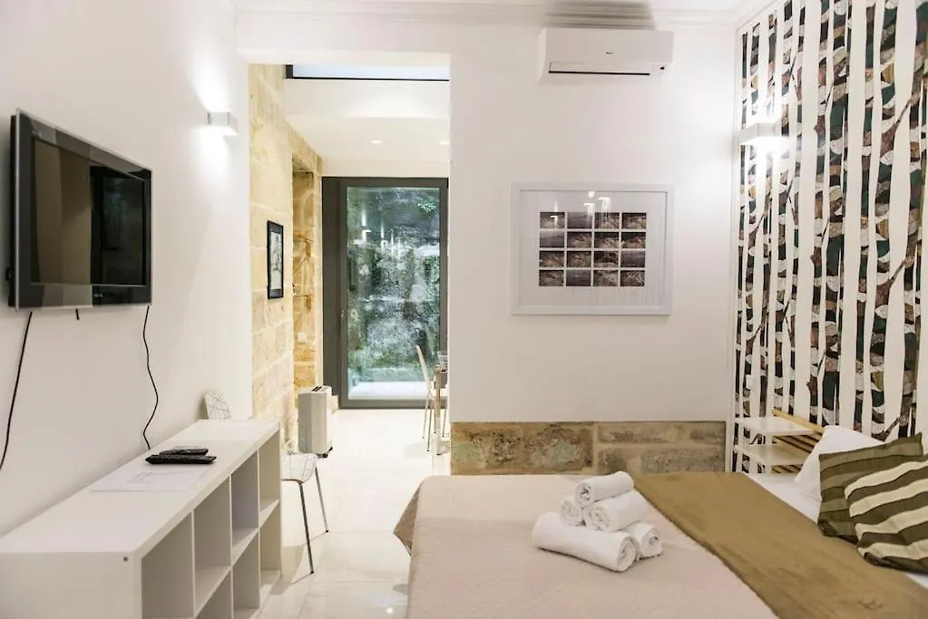 Ag1 - Studio In The Center Apartment Valletta Malta