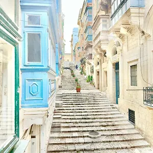 3-bedroom Townhouse Appartamento